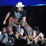Brad Paisley in Providence 2008 CC brad paisley tours afghanistan with president obama