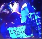garth 1 garth brooks sings to and gives guitar to fan fighting cancer